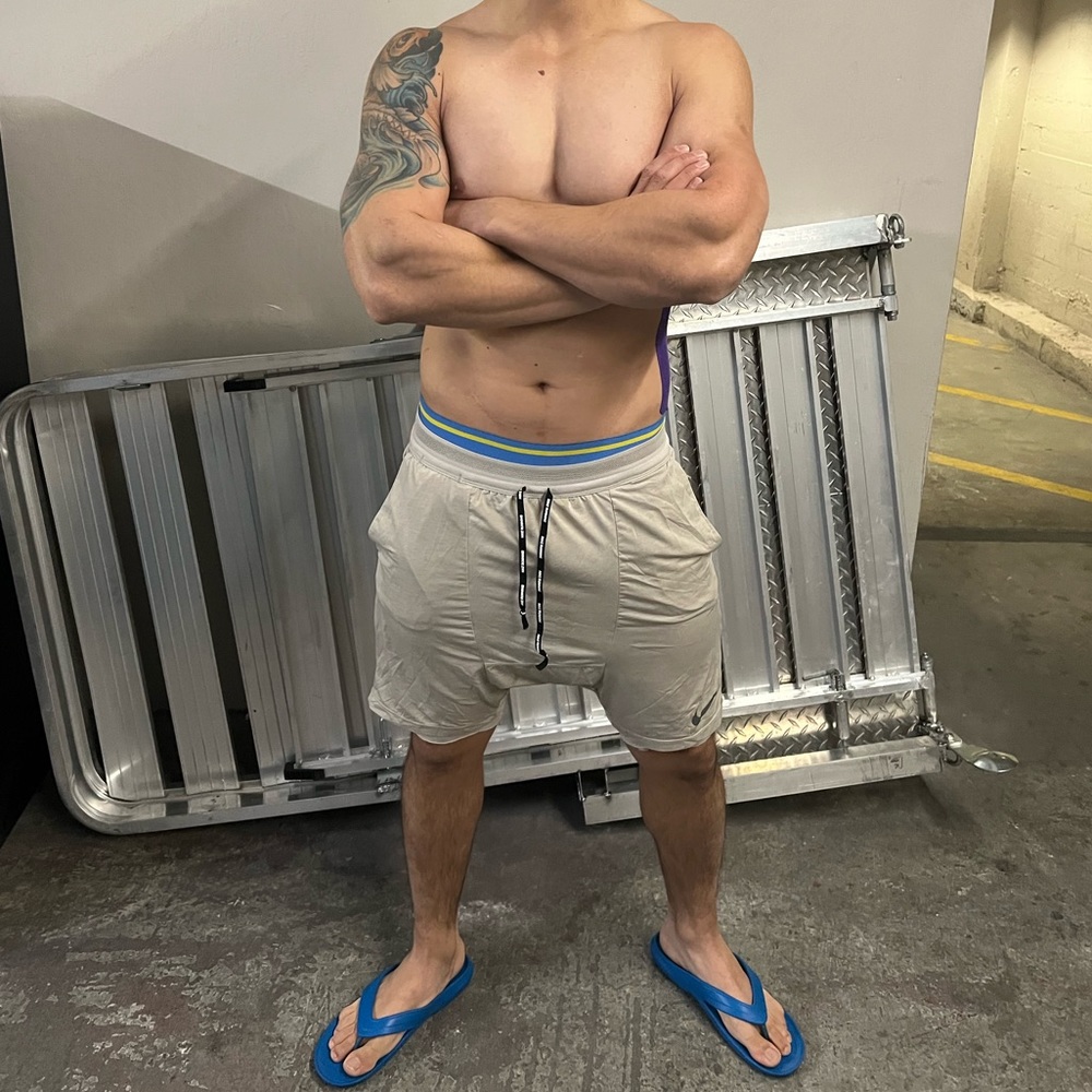 NIKE MEN FLEX STRIDE RUNNING DIVISION SHORTS BUILD IN BOXER BRIEFS UNDERWEAR GUY